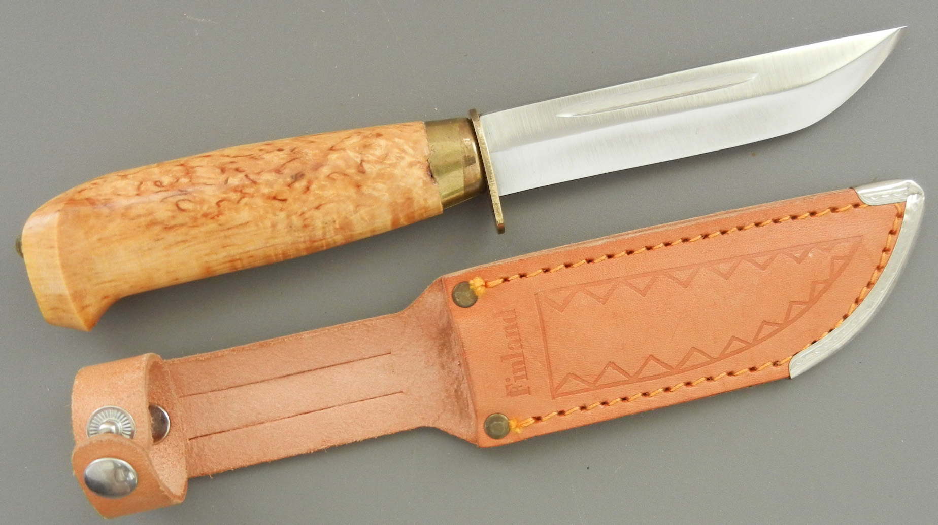 Antique Knives Kellam Knives Worldwide, Inc. Finnish Puukko Knives