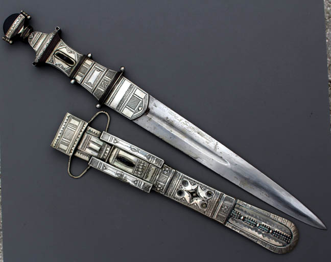 SOLD - Antique Tuareg Silver Dagger - SOLD - Click Image to Close